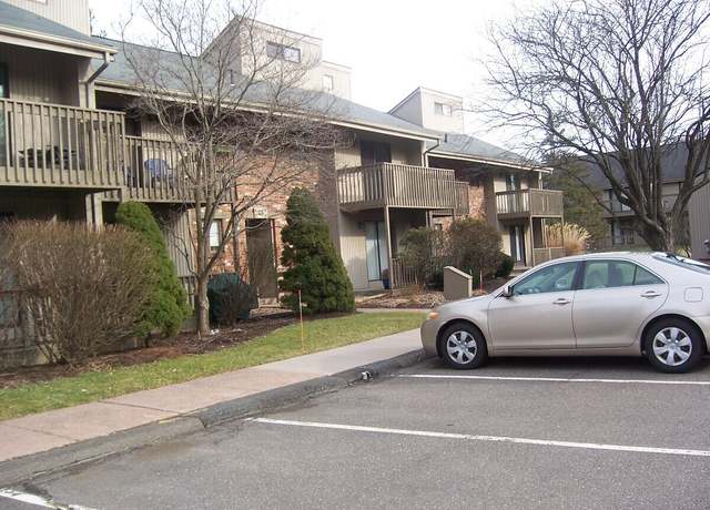 Property at 25 Amato Dr Apt H, South Windsor, CT 06074, 1 bed, 1 bath