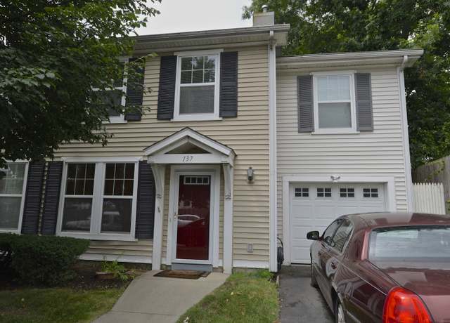 Property at 137 Wilson St #15, Stamford, CT 06902, 3 beds, 2.5 baths