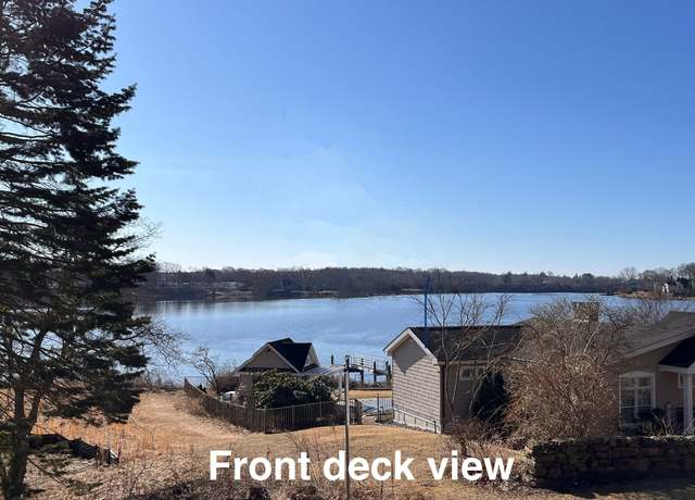 Property at 1007 River Rd, Groton, CT 06355, 3 beds, 1 bath