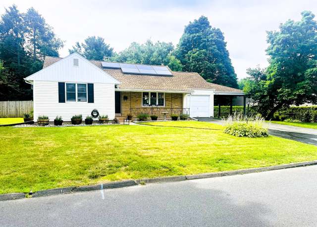 Property at 78 French St, Bristol, CT 06010, 3 beds, 1.5 baths