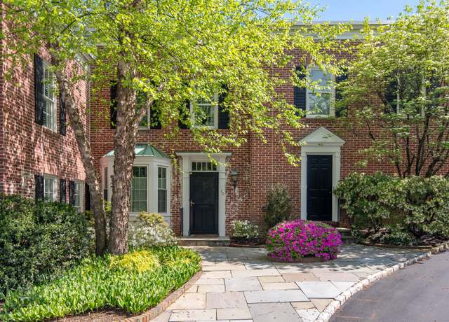 Property at 2 Mead St #20, New Canaan, CT 06840, 3 beds, 3 baths