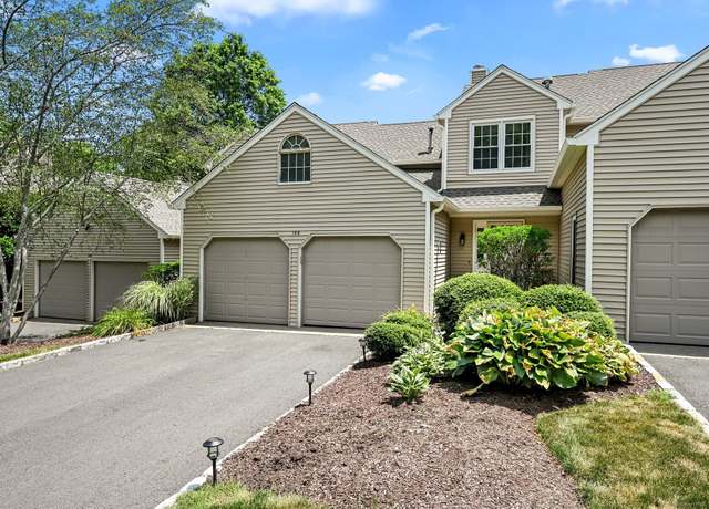 Property at 156 Governor Trumbull Way #156, Trumbull, CT 06611, 2 beds, 2.5 baths