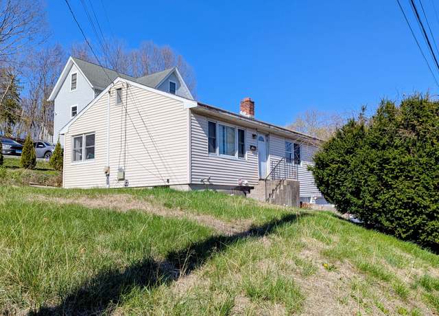 Property at 6 Hillside Ave, Danbury, CT 06811, 3 beds, 1 bath