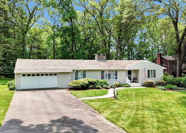 Property at 80 Alba Dr, Bristol, CT 06010, 2 beds, 1.5 baths