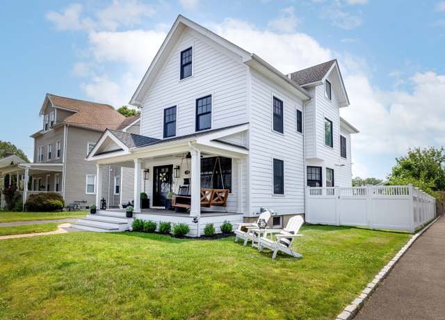 Property at 13 Myrtle St, Norwalk, CT 06855, 3 beds, 3 baths