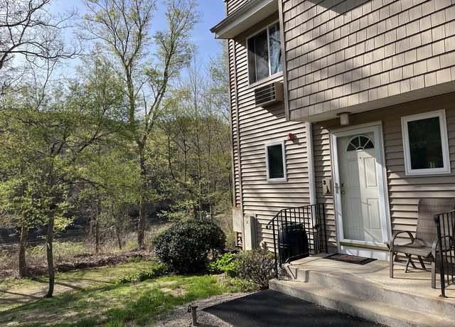 Property at 220 Main St Apt 3A, New Hartford, CT 06057, 2 beds, 1.5 baths