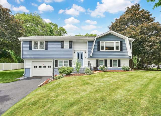 Property at 15 S Farms Dr, Manchester, CT 06040, 4 beds, 2 baths