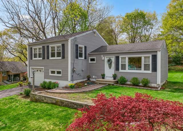 Property at 18 Mary Ln, Greenwich, CT 06878, 3 beds, 2 baths