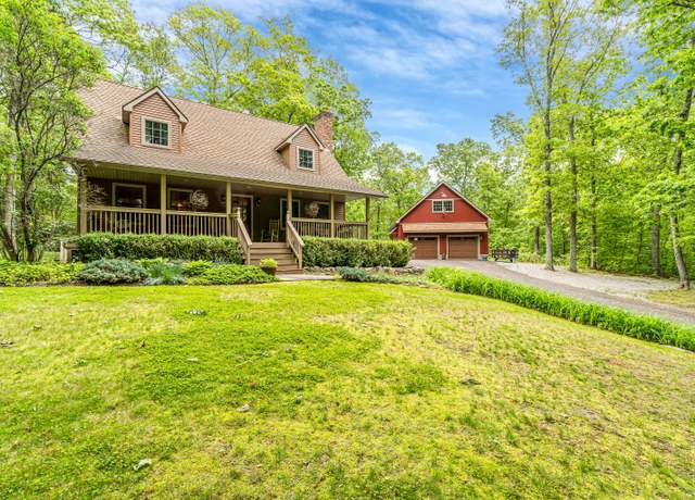 Property at 407 Starkweather Rd, Plainfield, CT 06374, 3 beds, 2 baths