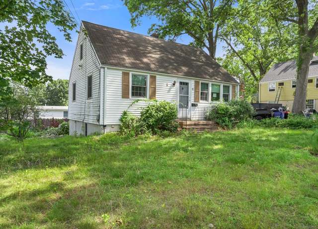 Property at 6 Arlington St, Norwalk, CT 06850, 2 beds, 1 bath