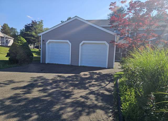 Property at 801 Long Hill Rd Apt C, Middletown, CT 06457, 2 beds, 2.5 baths