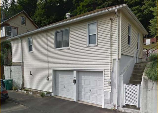 Property at 68 New St, Seymour, CT 06483, 3 beds, 1.5 baths