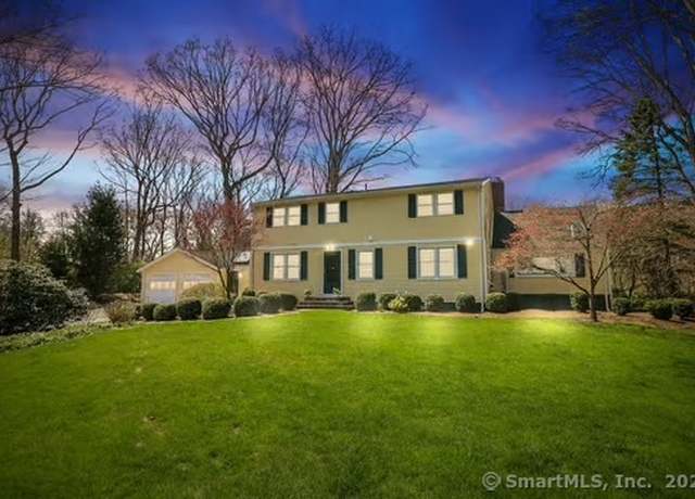 Property at 6 Pin Oak Ln, Norwalk, CT 06850, 4 beds, 3.5 baths