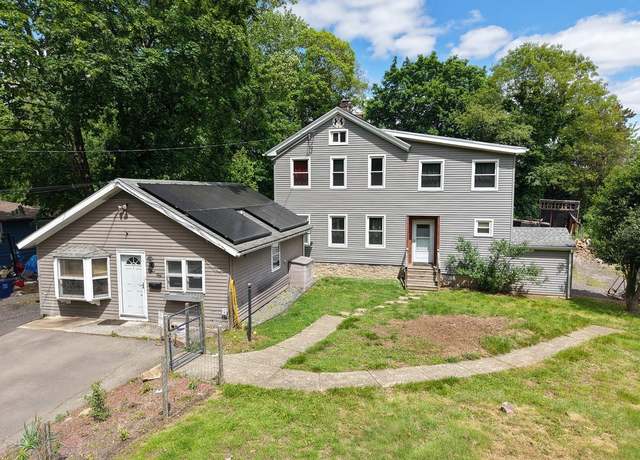 Property at 450 Frenchtown Rd, Bridgeport, CT 06606, 5 beds, 2.5 baths