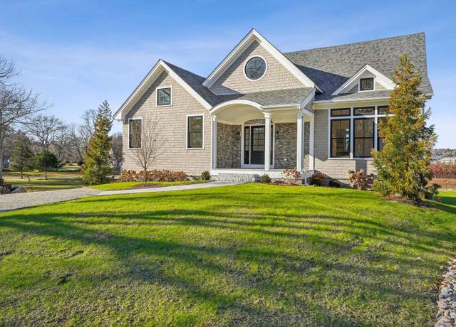 Property at 7 Egret Rd, Stonington, CT 06355, 3 beds, 3.5 baths