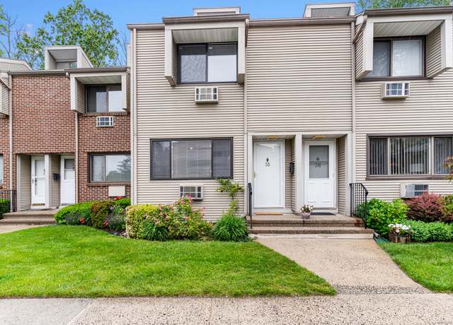 Property at 168 Belltown Rd Unit 35 - D5, Stamford, CT 06905, 2 beds, 1.5 baths