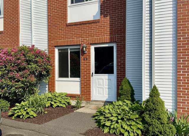 Property at 585 Park Rd Unit 3-4, Waterbury, CT 06708, 2 beds, 1.5 baths