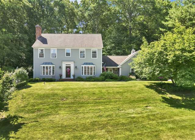 Property at 112 Old Farms Rd, Glastonbury, CT 06073, 4 beds, 2.5 baths
