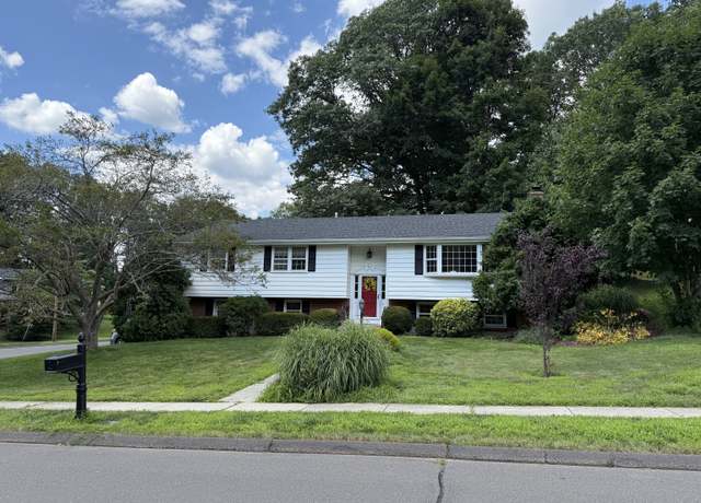 Property at 84 Warner Rd, Berlin, CT 06037, 3 beds, 2.5 baths