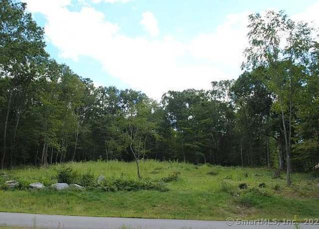 Property at 19 Zoldak Dr, Windham, CT 06256