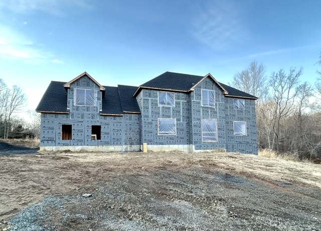 Property at 462 Horse Pond Rd, Madison, CT 06443, 4 beds, 3.5 baths