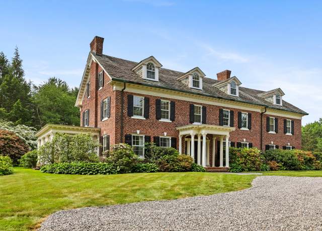 Property at 325 Woodbury Rd, Watertown, CT 06795, 5 beds, 5 baths