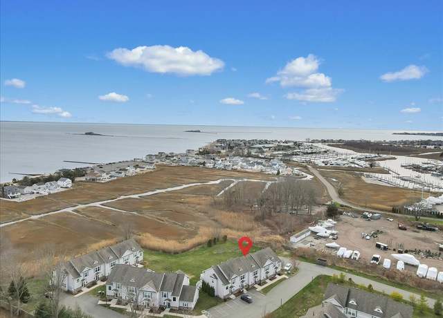 Property at 430 Marina Way Lndg #430, Westbrook, CT 06498, 2 beds, 2.5 baths