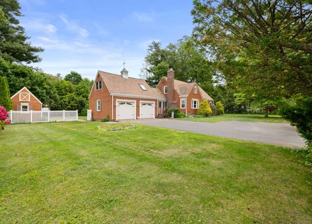 Property at 717 Center St, Manchester, CT 06040, 4 beds, 2 baths