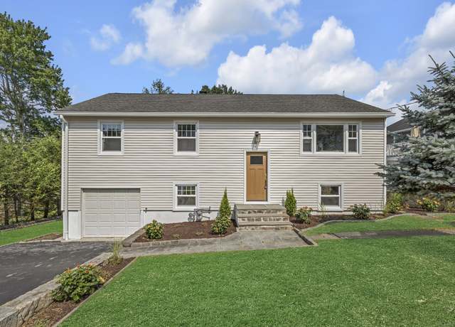 Property at 39 Cambridge Dr, Greenwich, CT 06831, 4 beds, 3 baths