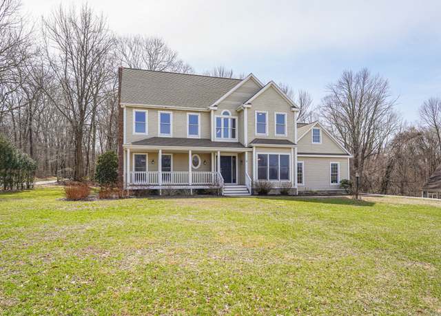 Property at 11 Anderson Rd, Pomfret, CT 06259, 3 beds, 2.5 baths