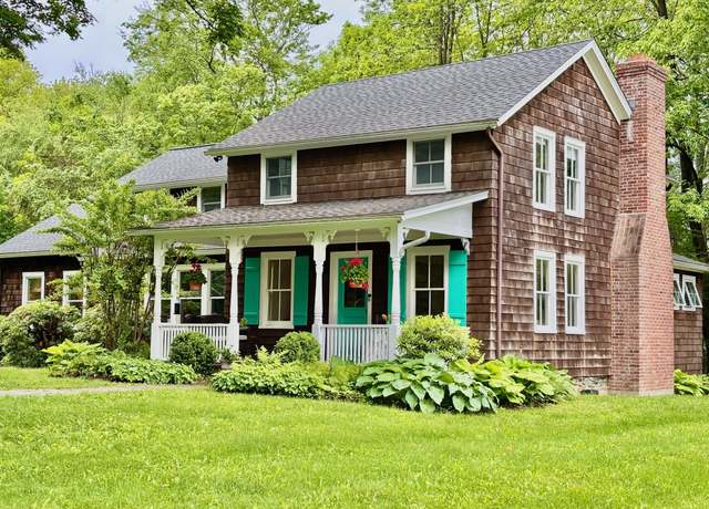 Property at 51 Nashville RD EXT, Bethel, CT 06801, 3 beds, 2.5 baths