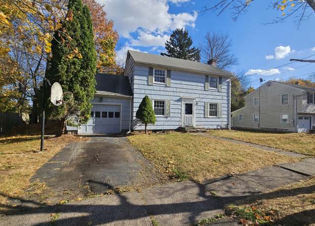 Property at 70 Ingleside Dr, Hamden, CT 06514, 3 beds, 1.5 baths