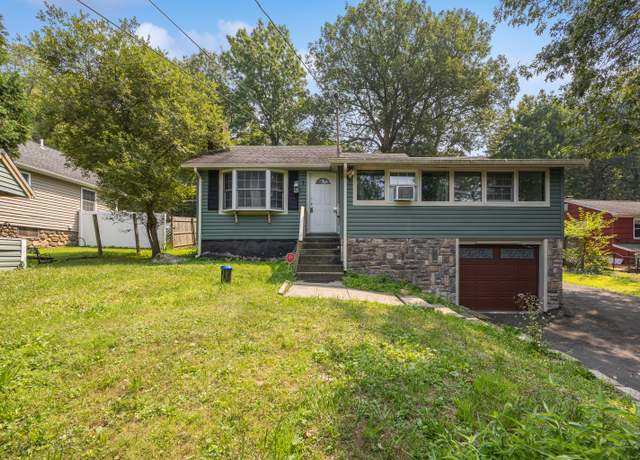 Property at 19 Eugene Ave, Bristol, CT 06010, 3 beds, 1 bath