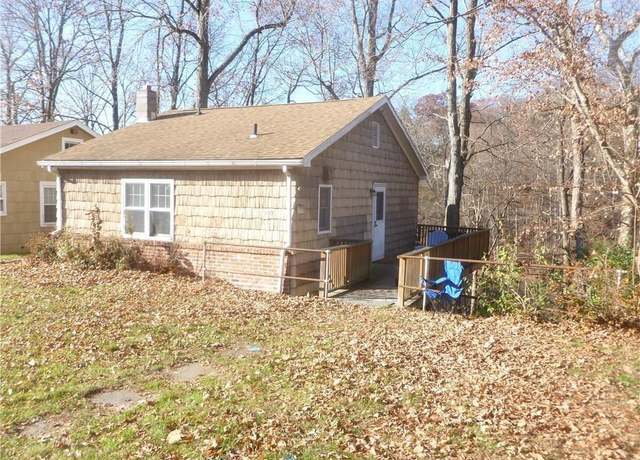 Property at Lenape Trl, Southbury, CT 06488, 5 beds, 3 baths