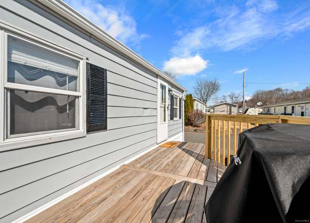 Property at 230 Main St #31, Wallingford, CT 06492, 2 beds, 1 bath