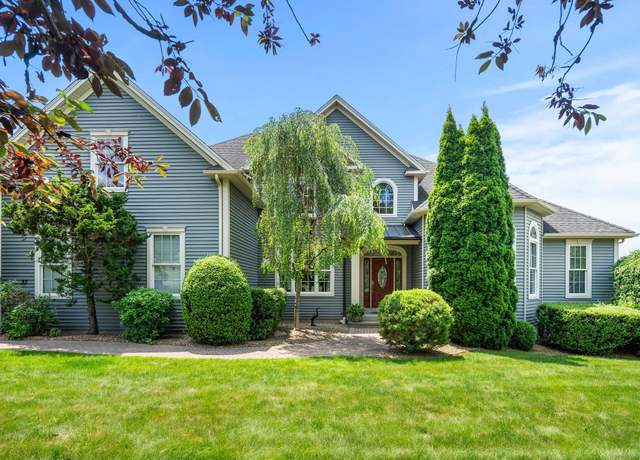 Property at 33 Pease Farm Rd, Ellington, CT 06029, 4 beds, 5.5 baths