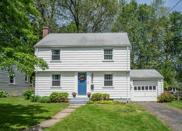 Property at 8 Linnard Rd, West Hartford, CT 06107, 3 beds, 1 bath
