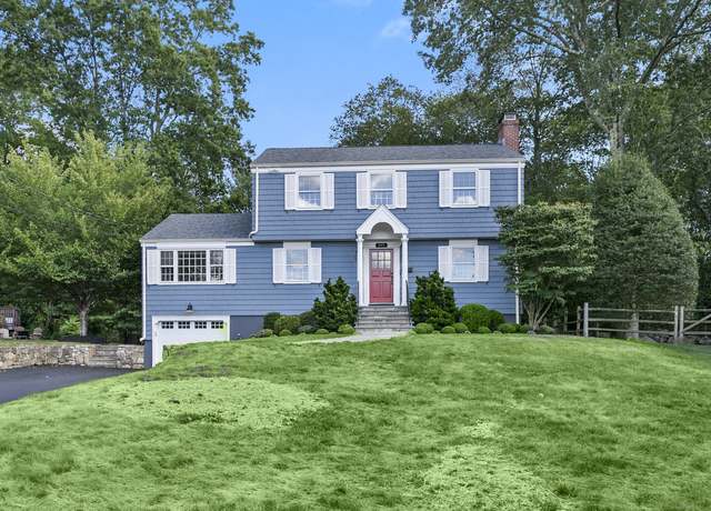 Property at 245 Taunton Rd, Fairfield, CT 06824, 4 beds, 1.5 baths