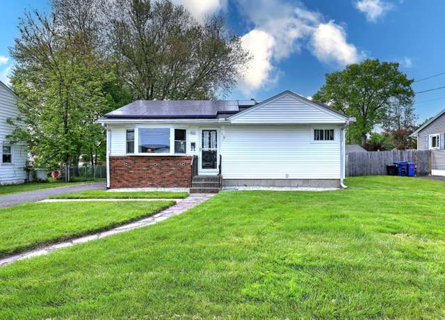 Property at 27 Aircraft Rd, West Haven, CT 06516, 2 beds, 1.5 baths