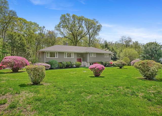 Property at 126 Richards Dr, Monroe, CT 06468, 3 beds, 2 baths
