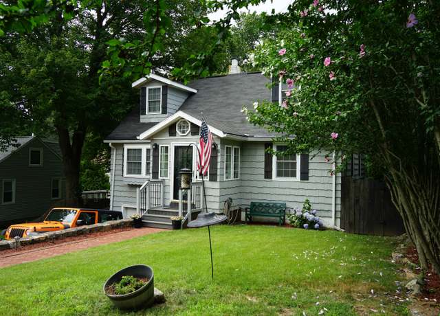 Property at 45-1/2 Woonsocket Ave, Shelton, CT 06484, 3 beds, 2 baths