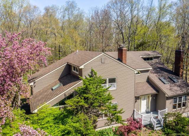 Property at 708R Haddam Quarter Rd, Durham, CT 06422, 3 beds, 2.5 baths