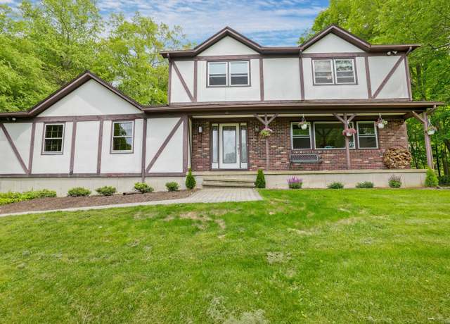 Property at 40 Spring Hill Ln, Bethel, CT 06801, 4 beds, 2.5 baths
