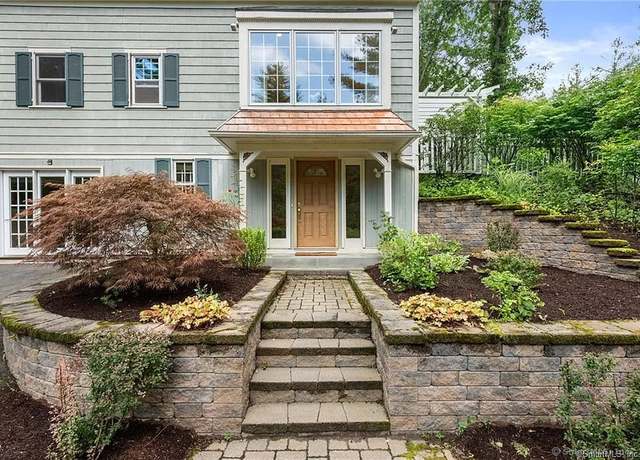 Property at 187 W Avon Rd, Avon, CT 06001, 4 beds, 2.5 baths