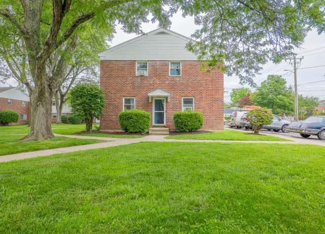 Property at 51 Park Ave Unit 2-13, Danbury, CT 06810, 3 beds, 1 bath