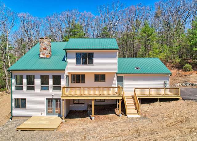 Property at 254 Wright Rd, Canton, CT 06019, 3 beds, 2 baths
