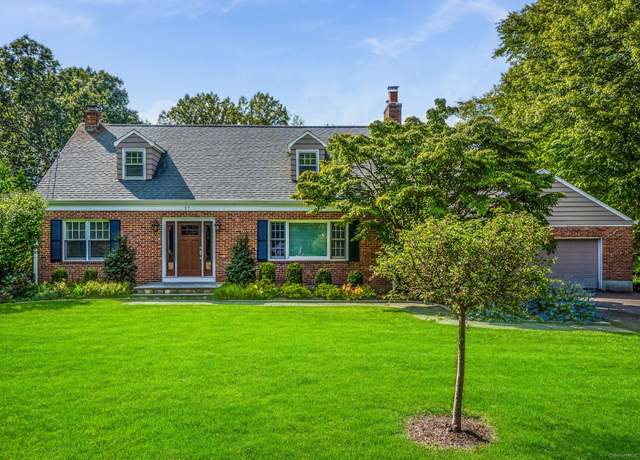 Property at 27 Ritch Dr, Ridgefield, CT 06877, 4 beds, 4 baths