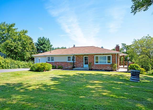 Property at 28 Barnes Rd, Watertown, CT 06795, 3 beds, 1.5 baths