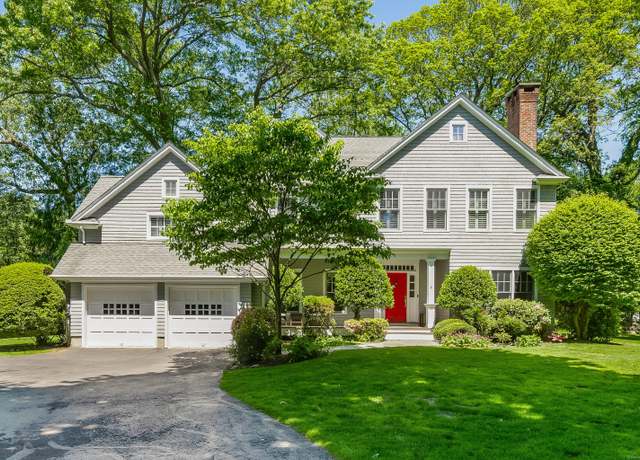 Property at 21 Park Pl, Darien, CT 06820, 5 beds, 3.5 baths