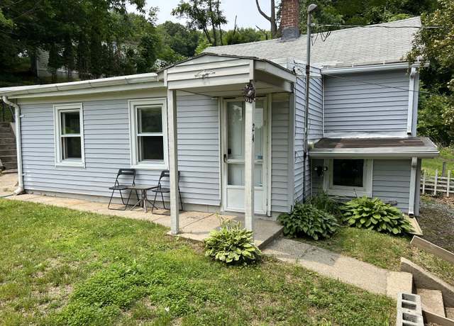 Property at 24 New St, Seymour, CT 06483, 1 bed, 1 bath